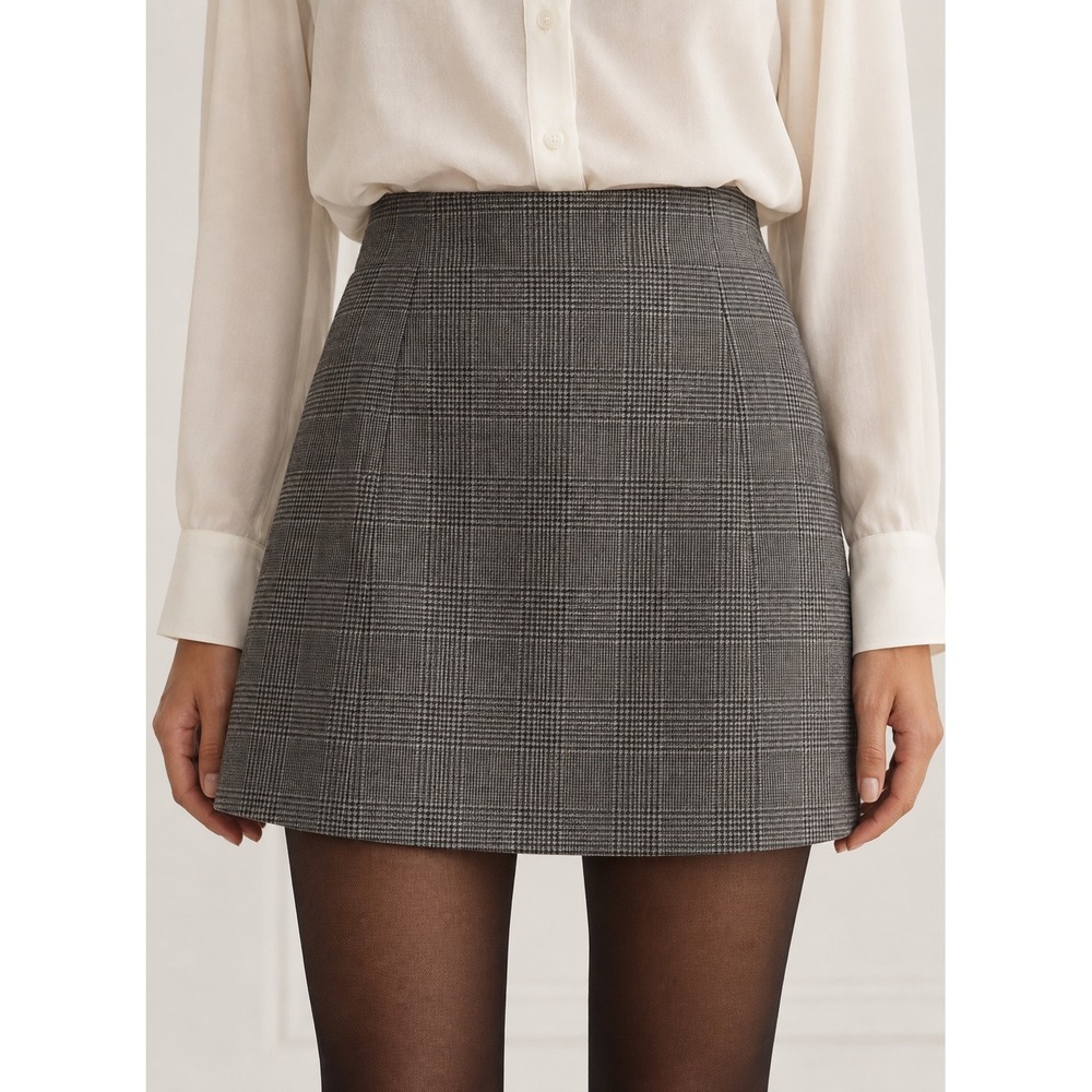 Babaton Aritzia Plaid Mini Skirt Size 0 Grey Check High Waisted Classic